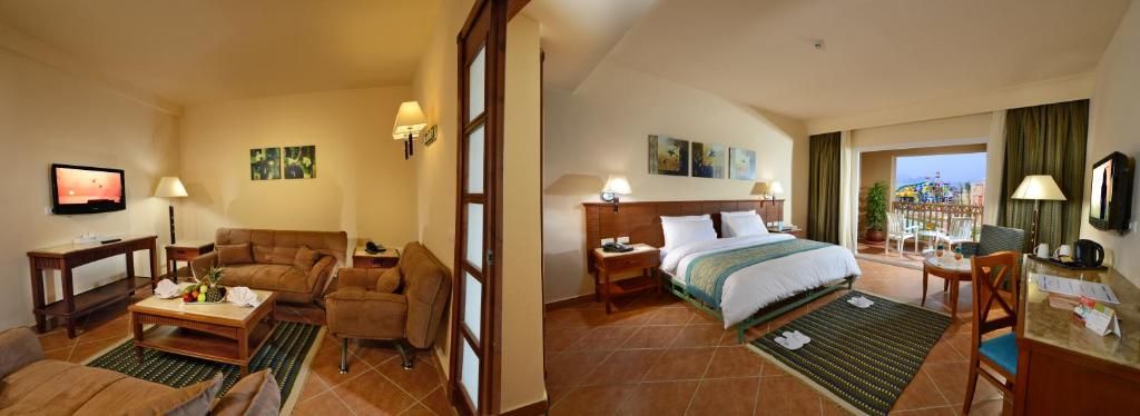 Charmillion Club Aqua Park